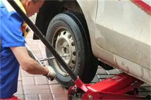北新桥附近拖车24小时服务热线电话